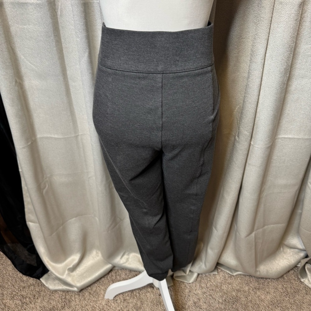 Old Navy Gray Leggings Size XL Built in Sculpt Panel - Picture 6 of 8